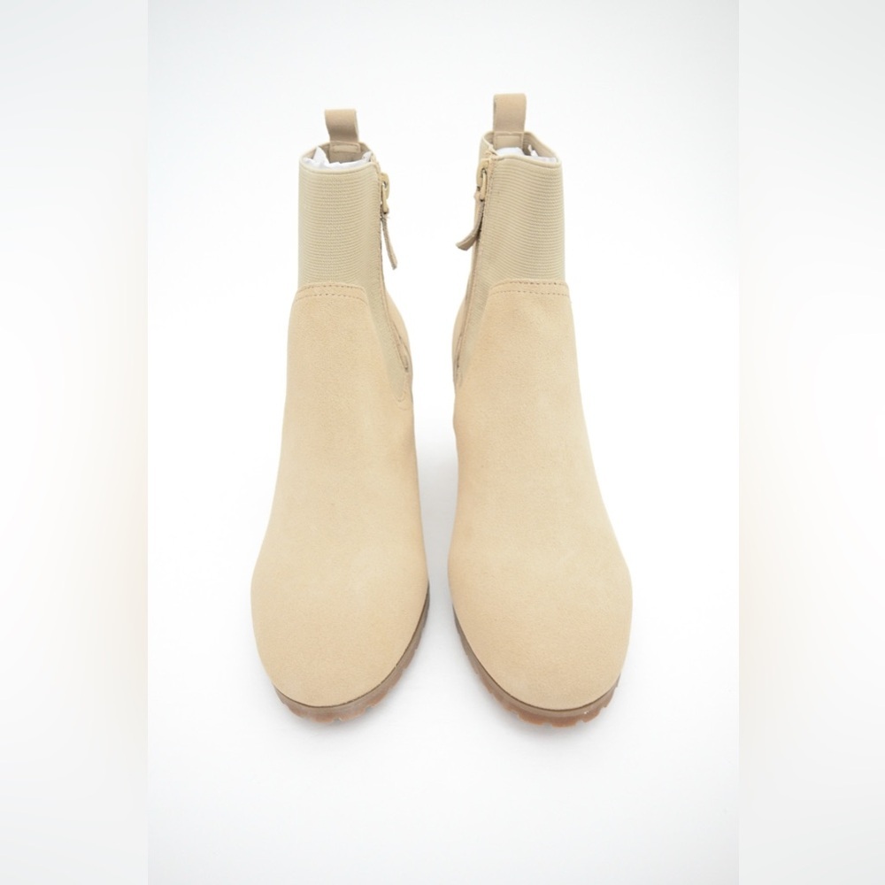 Violet & Red "Loaded Knit Cuff" Bootie NWOB - Picture 5 of 5